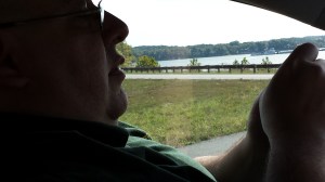 In a knitting emergency, it helps to find a state park entrance so that you're out of the main traffic area.